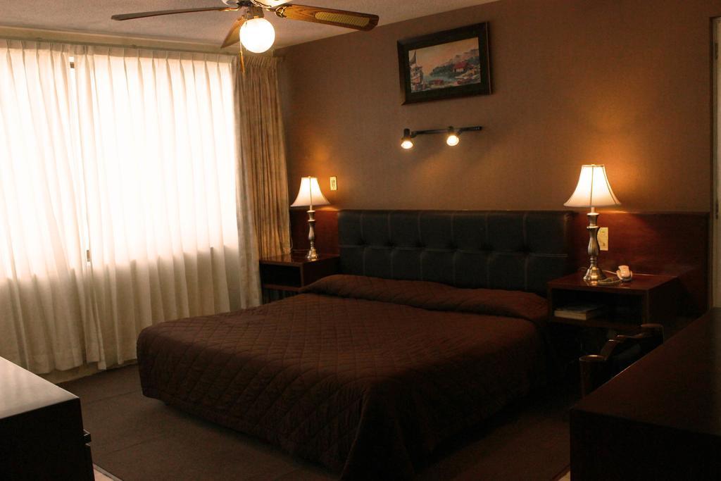 Hotel Flamingo Kristal Irapuato Szoba fotó
