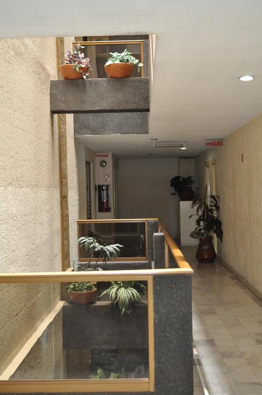 Hotel Flamingo Kristal Irapuato Kültér fotó